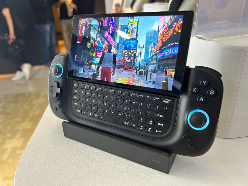 Antec Core Hs: A Powerful Handheld Gaming Pc 4 1080p display